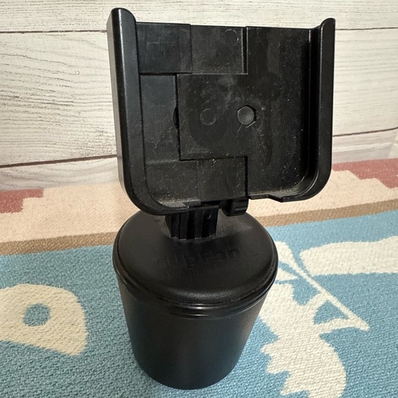 Weathertech Cupfone Universal Adjustable Phone Holder Mount **MISSING CUPS** - Picture 1 of 1